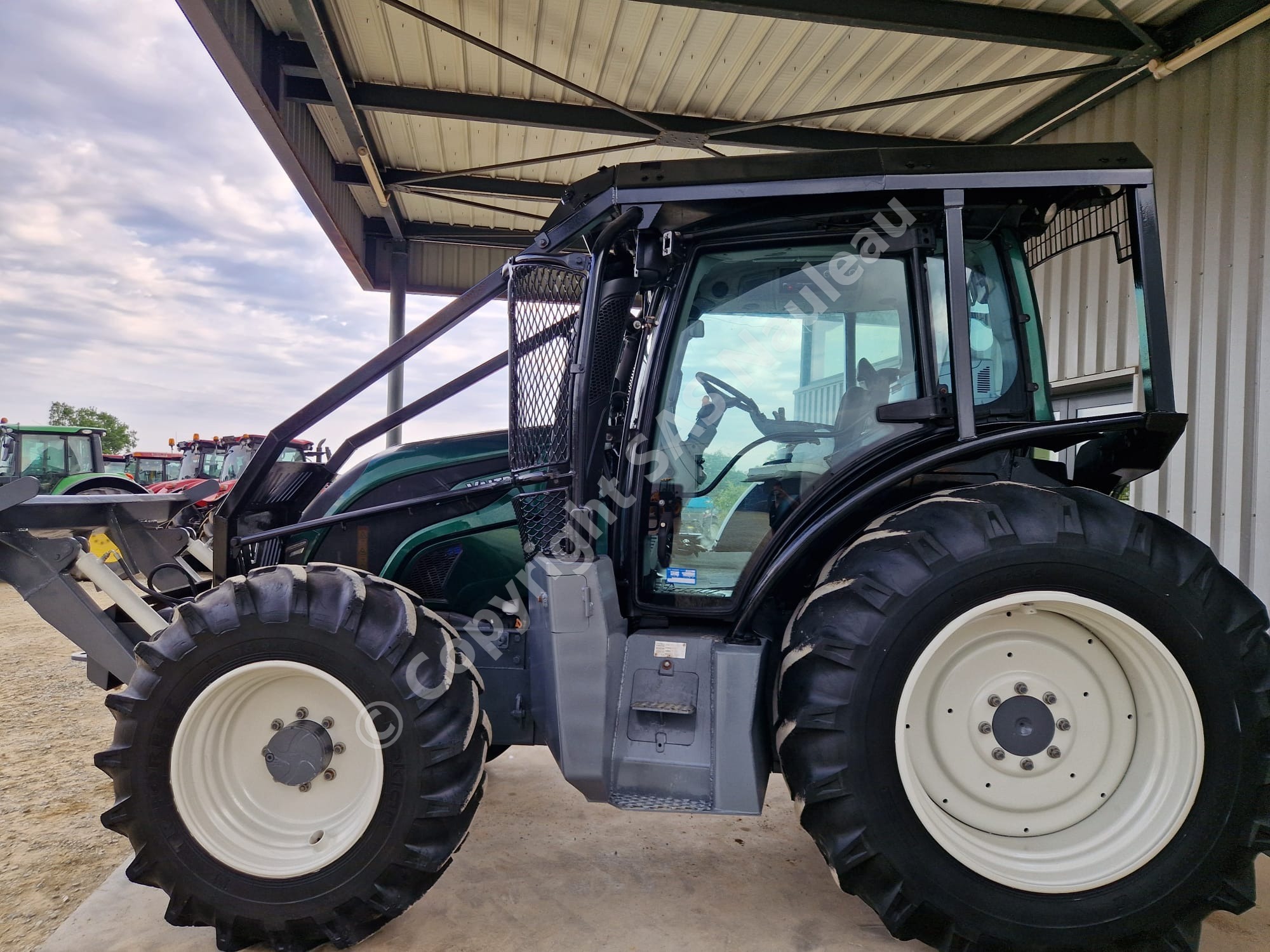 VALTRA N134