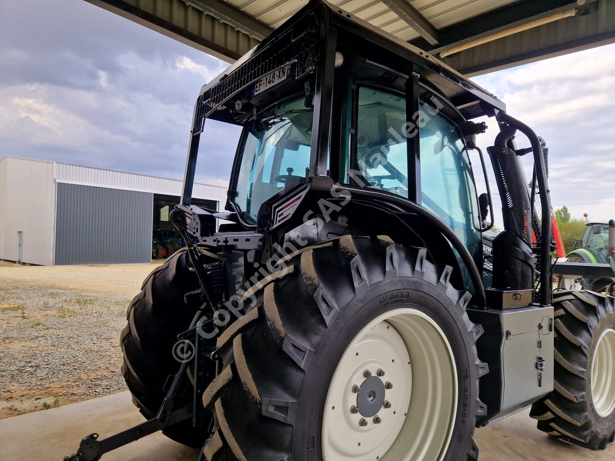 VALTRA N134