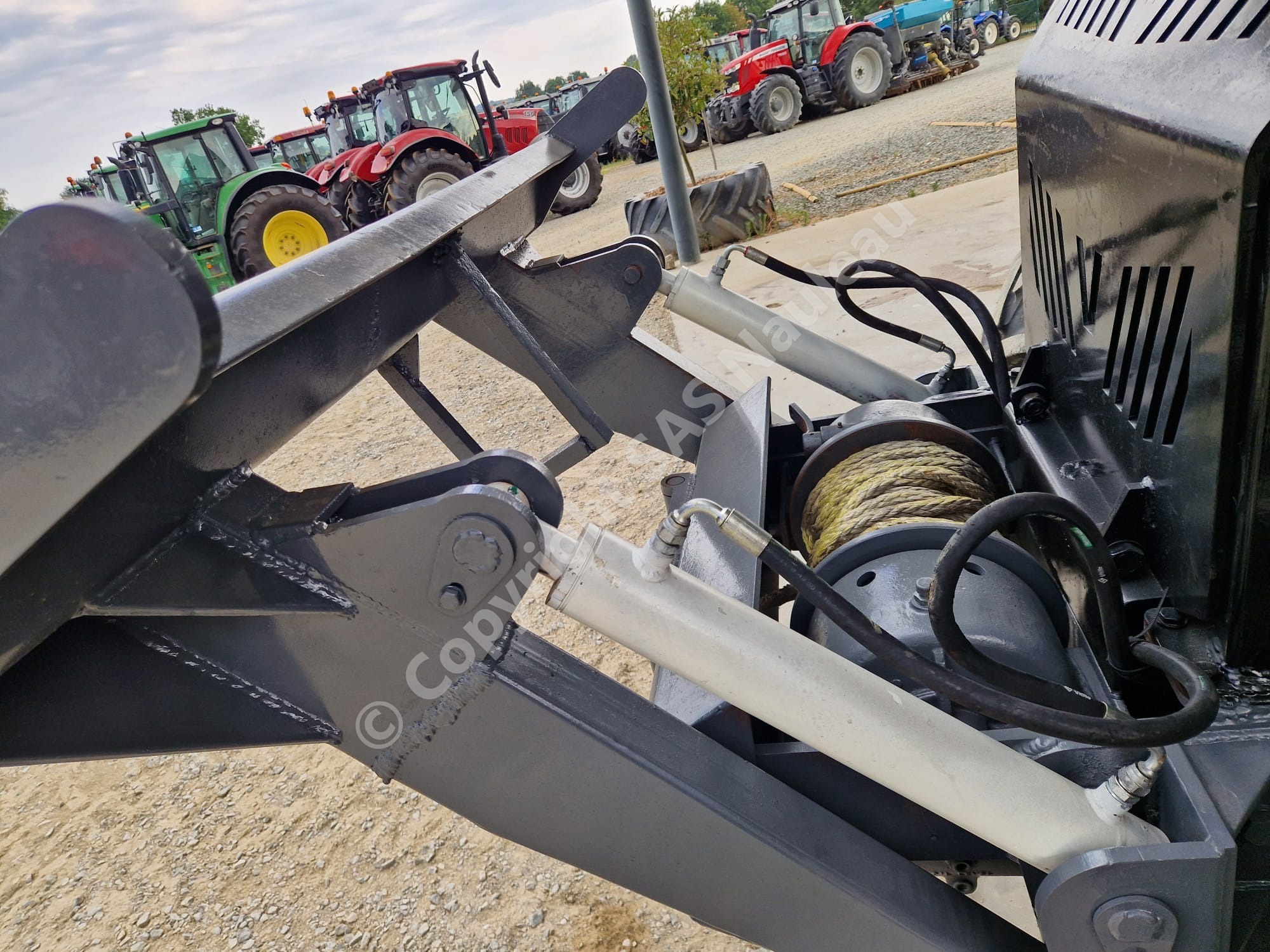 VALTRA N134
