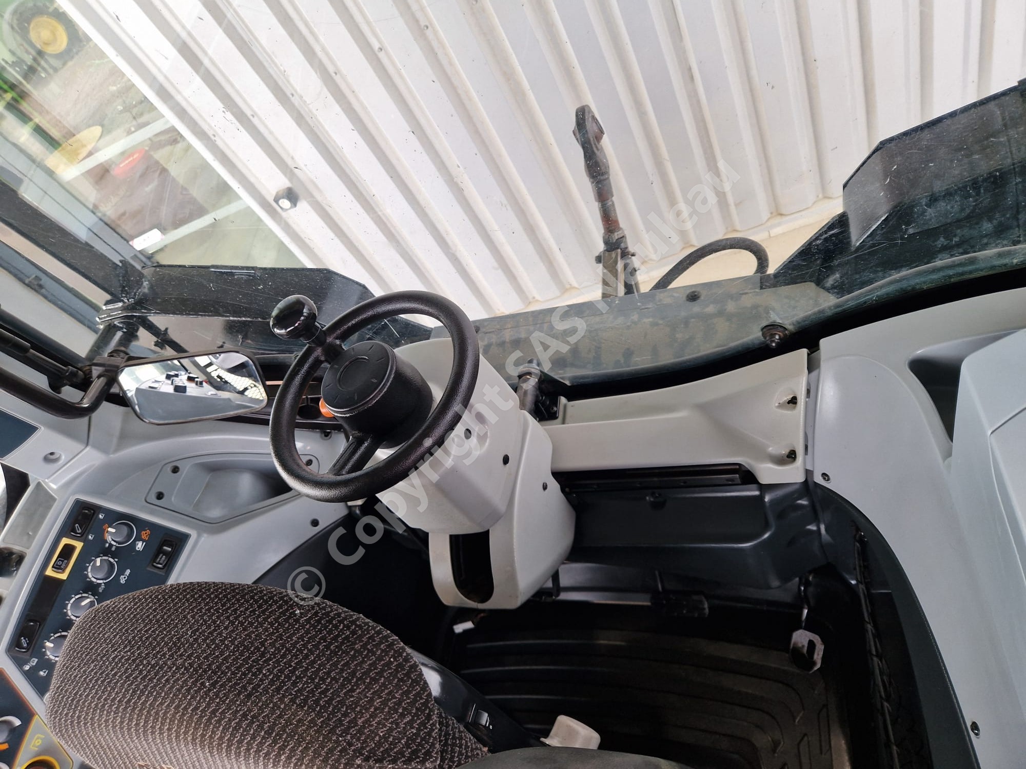 VALTRA N134