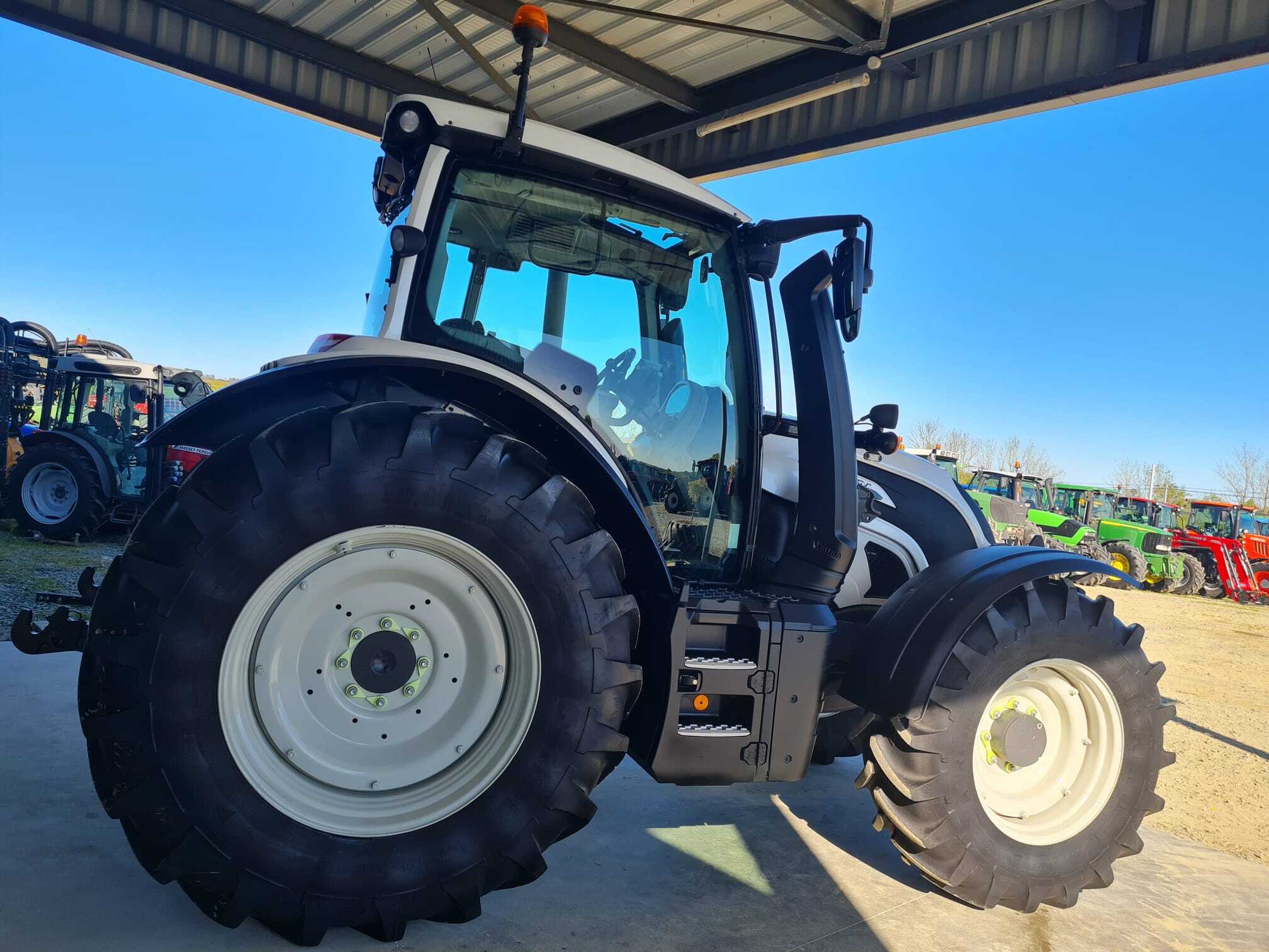 VALTRA N134 VERSU