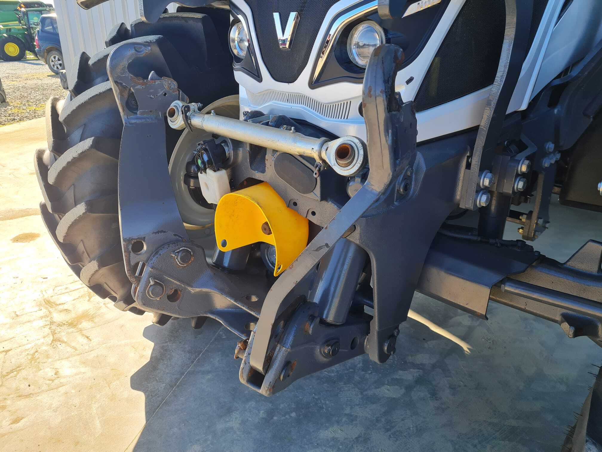 VALTRA N134 VERSU