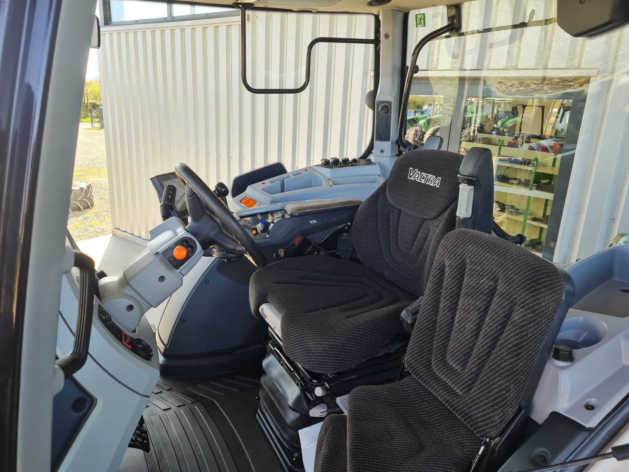 VALTRA N134 VERSU