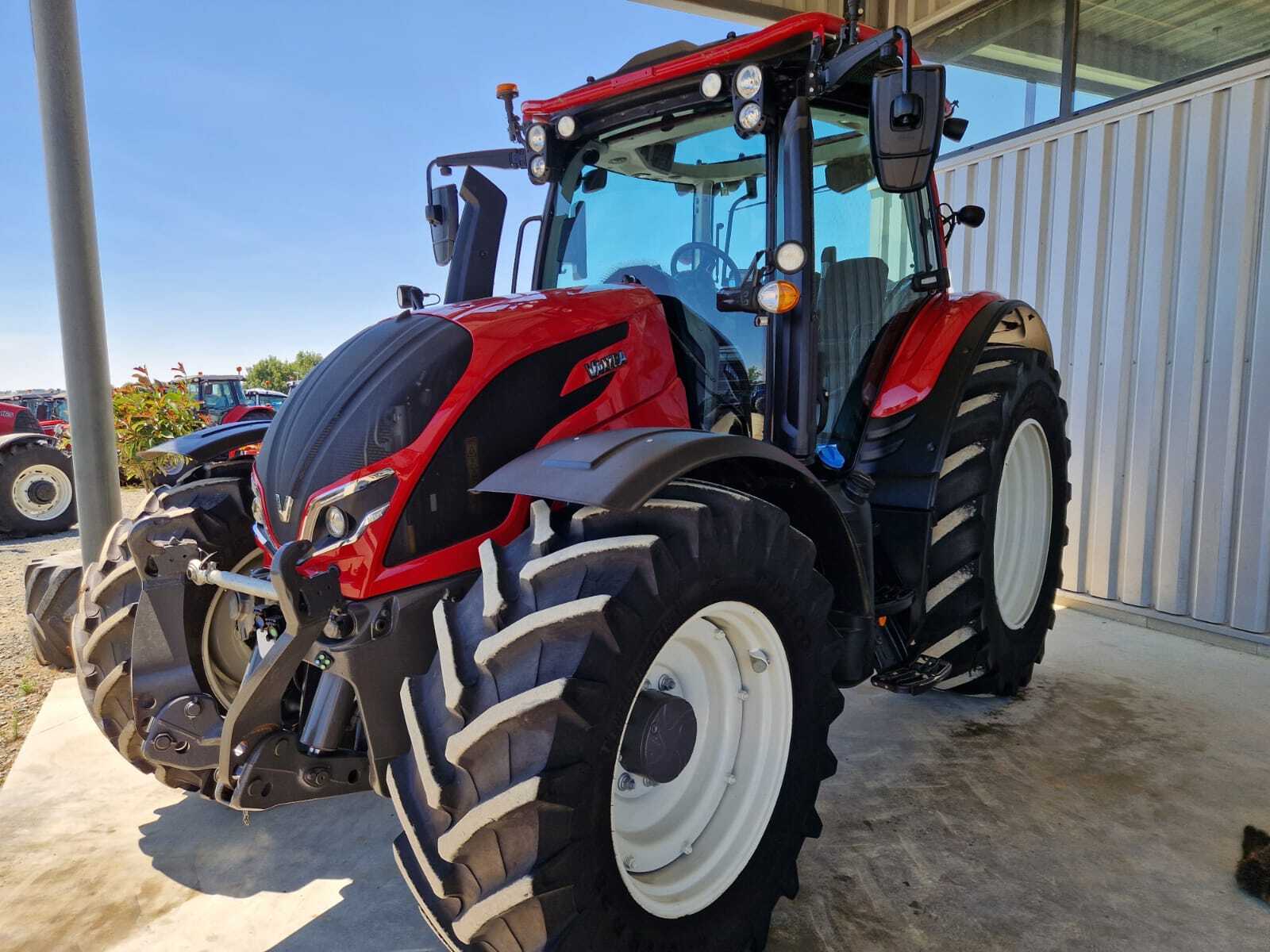 VALTRA N135 DIRECT