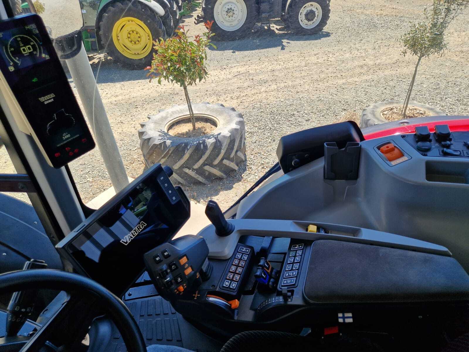 VALTRA N135 DIRECT