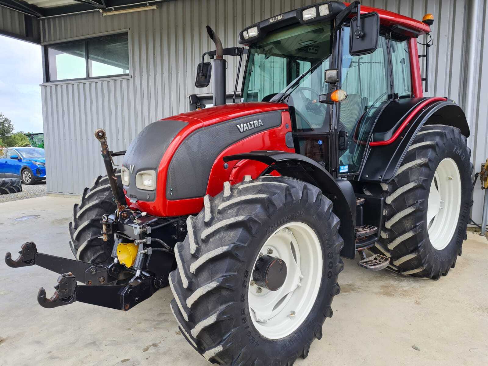 VALTRA N141 ADVANCE