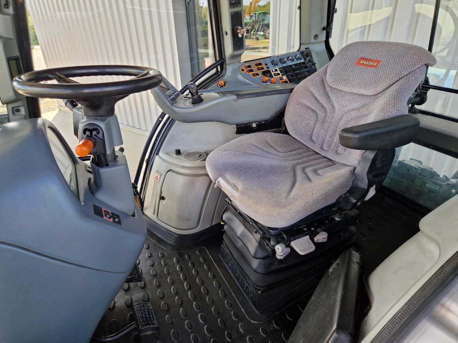 VALTRA N142 VERSU