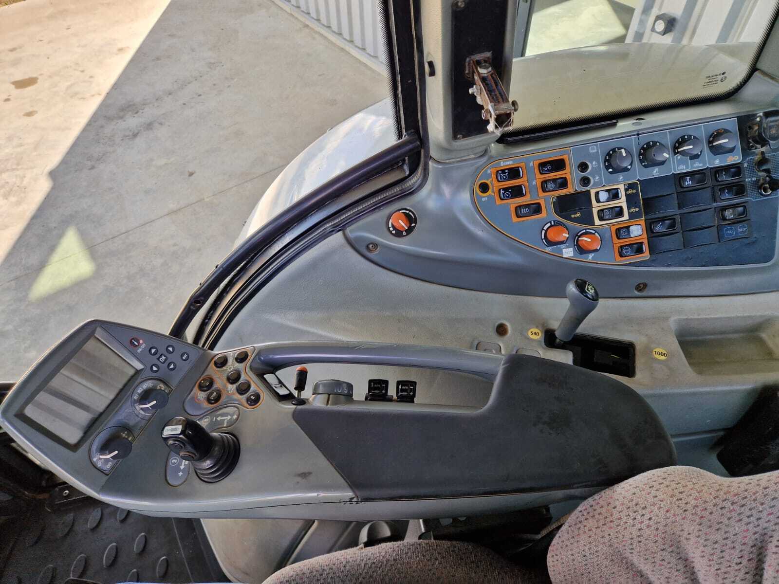 VALTRA N142 VERSU
