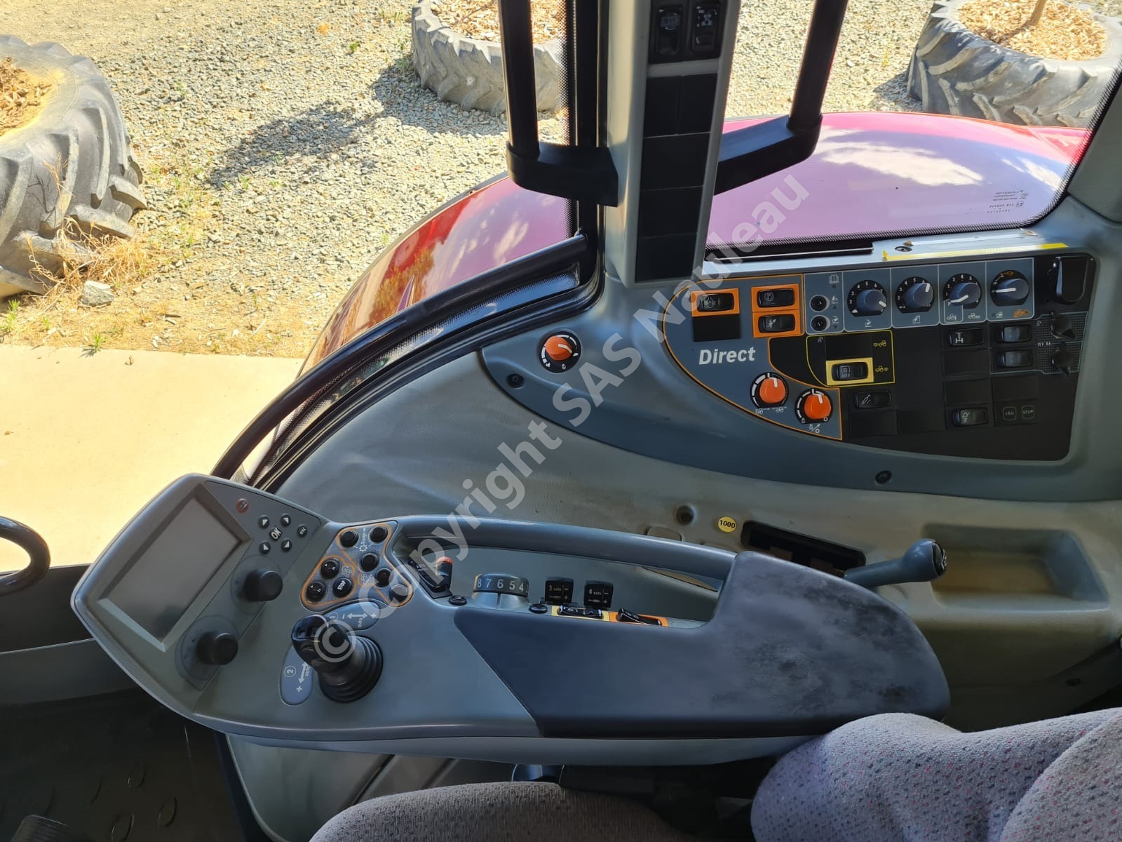 VALTRA N163