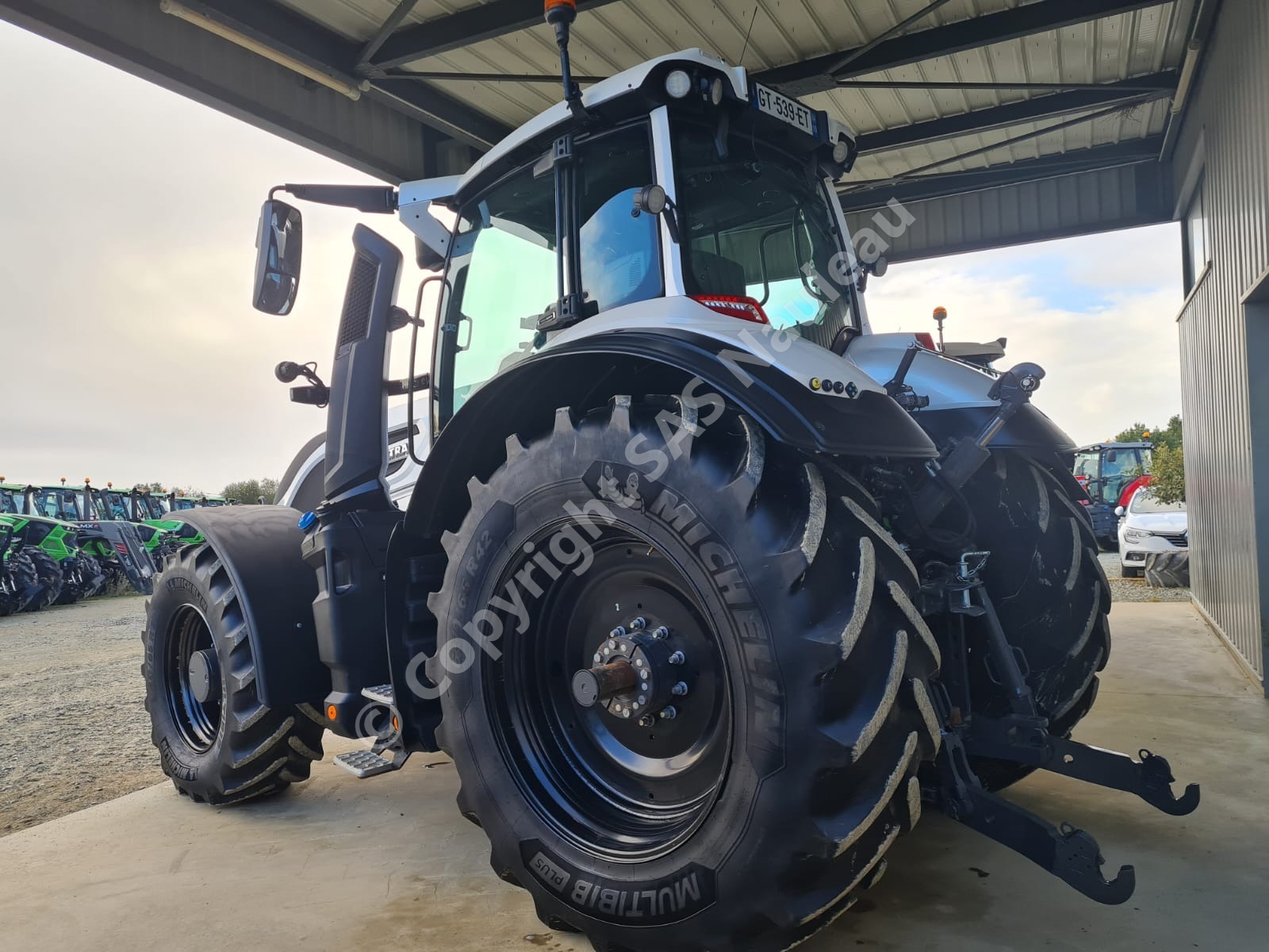 VALTRA Q 265
