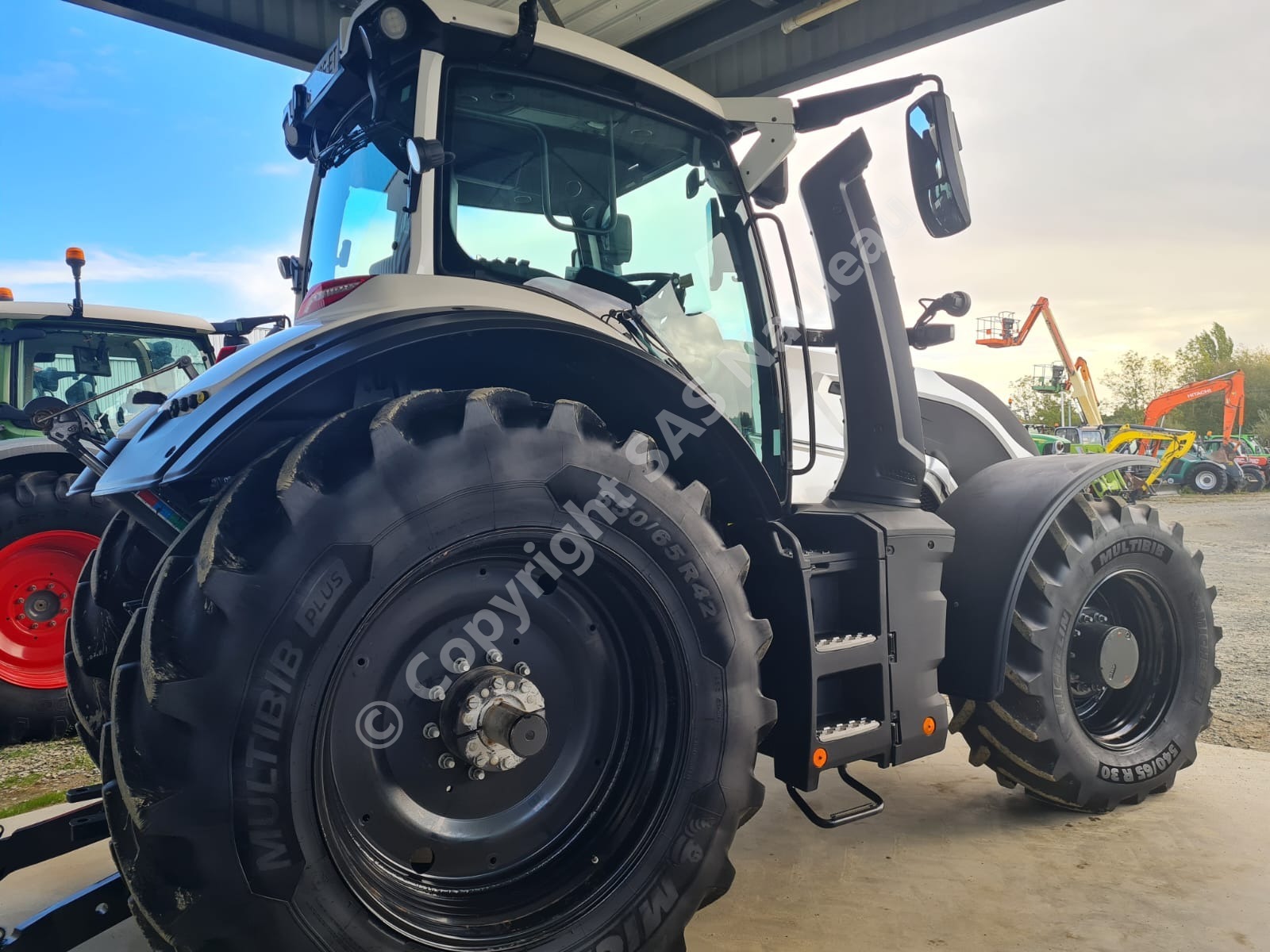 VALTRA Q 265
