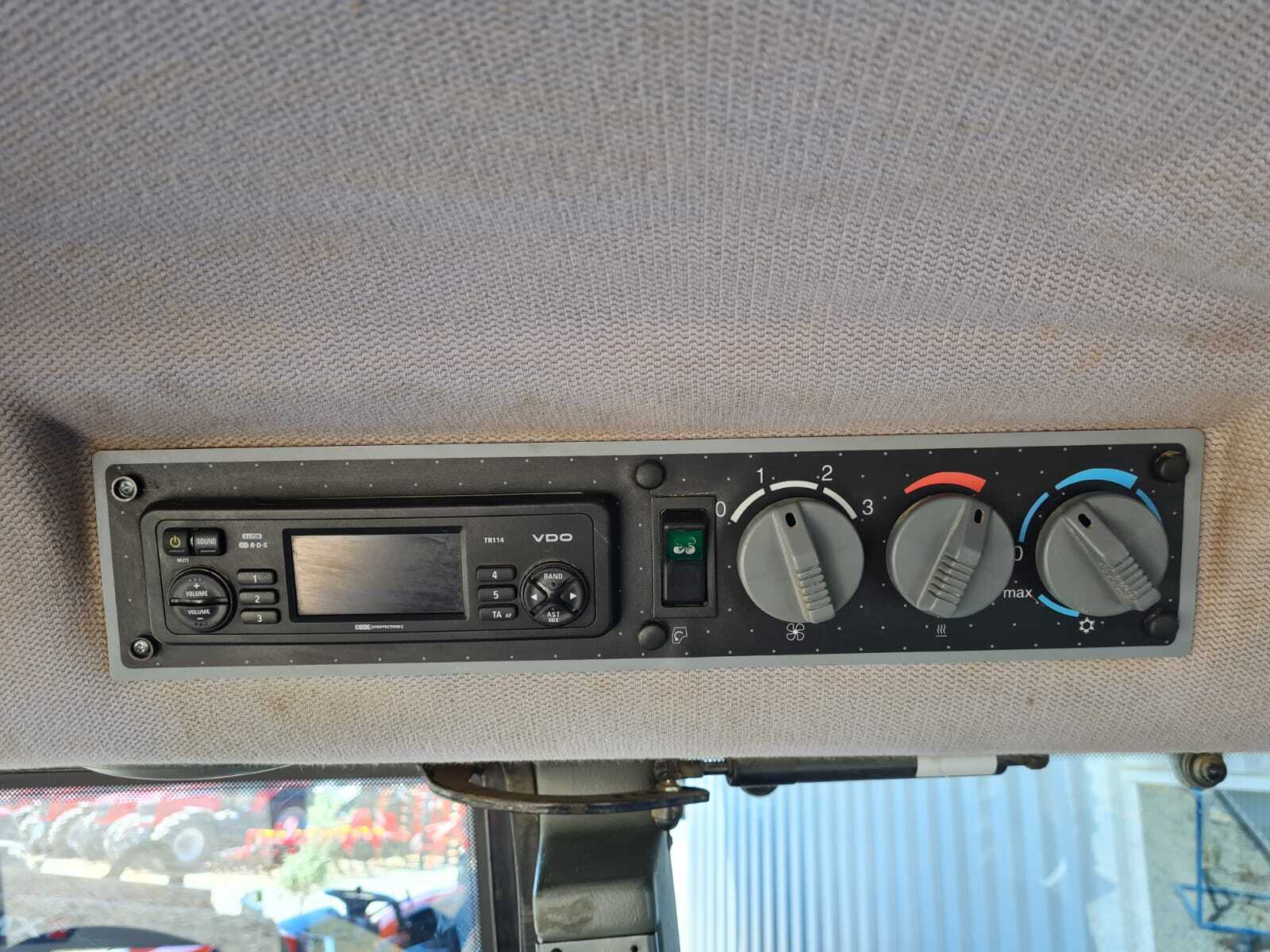 VALTRA T120 HI-TECH