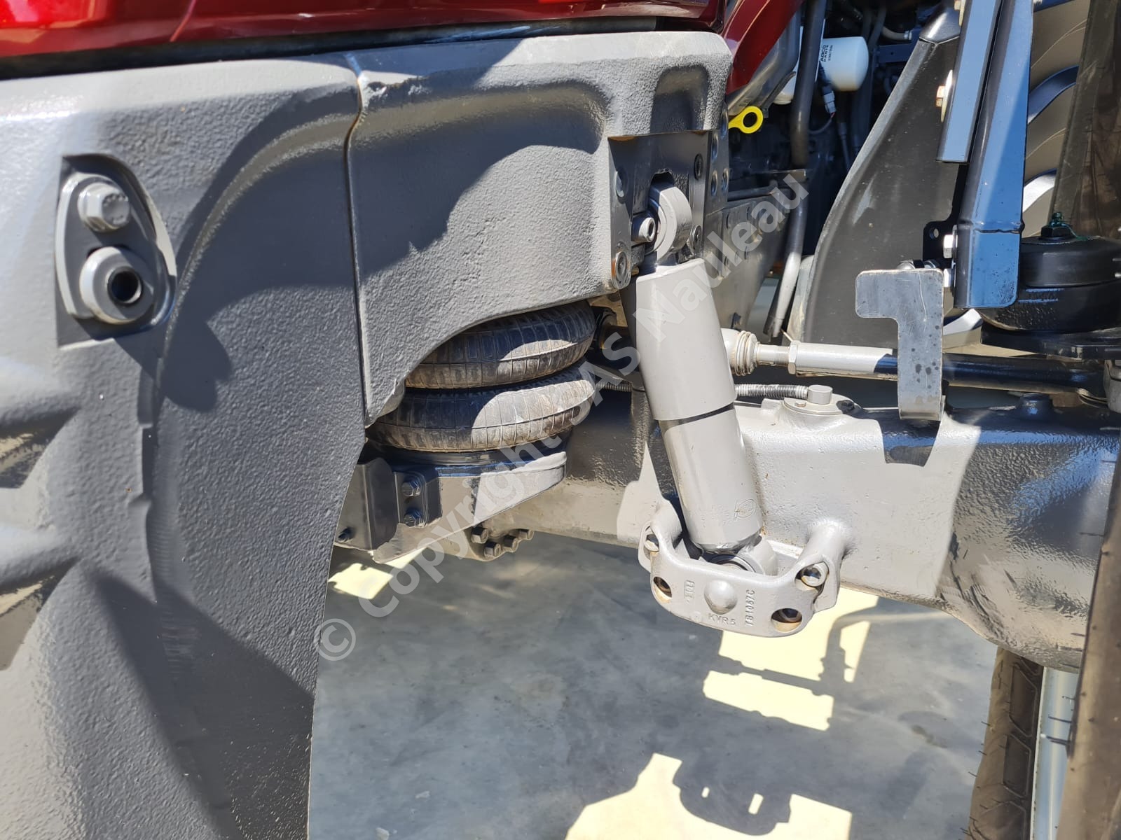 VALTRA T215 ACTIVE