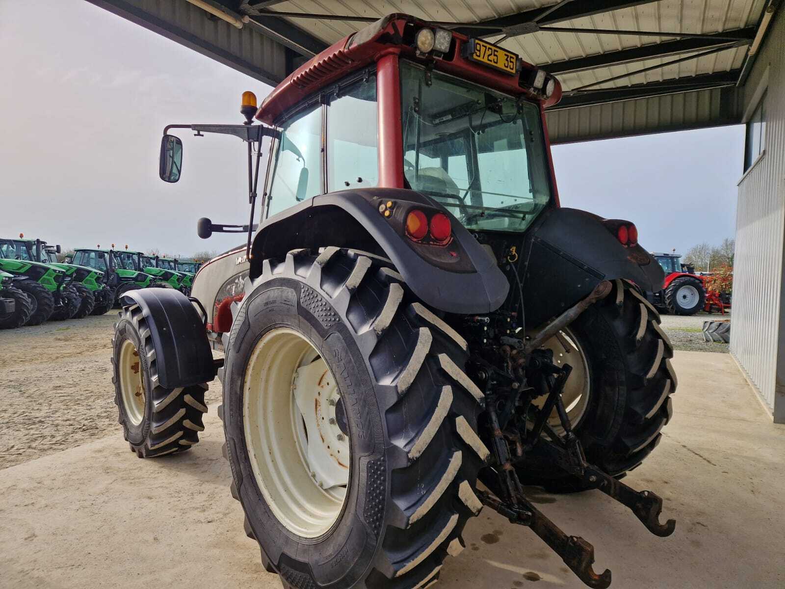 VALTRA T140