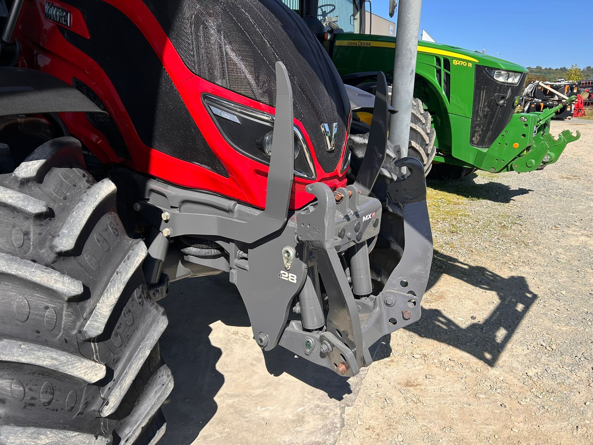VALTRA T144 ACTIVE