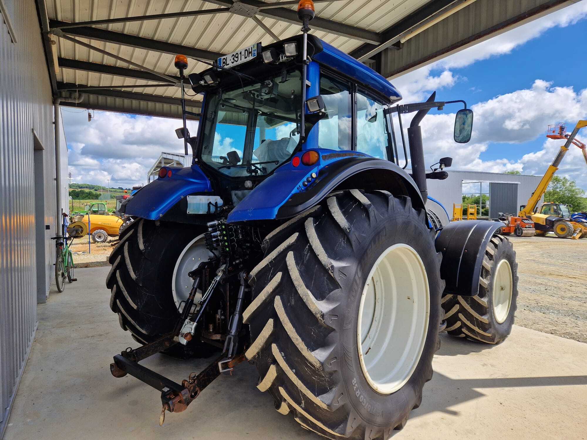 VALTRA T152 VERSU