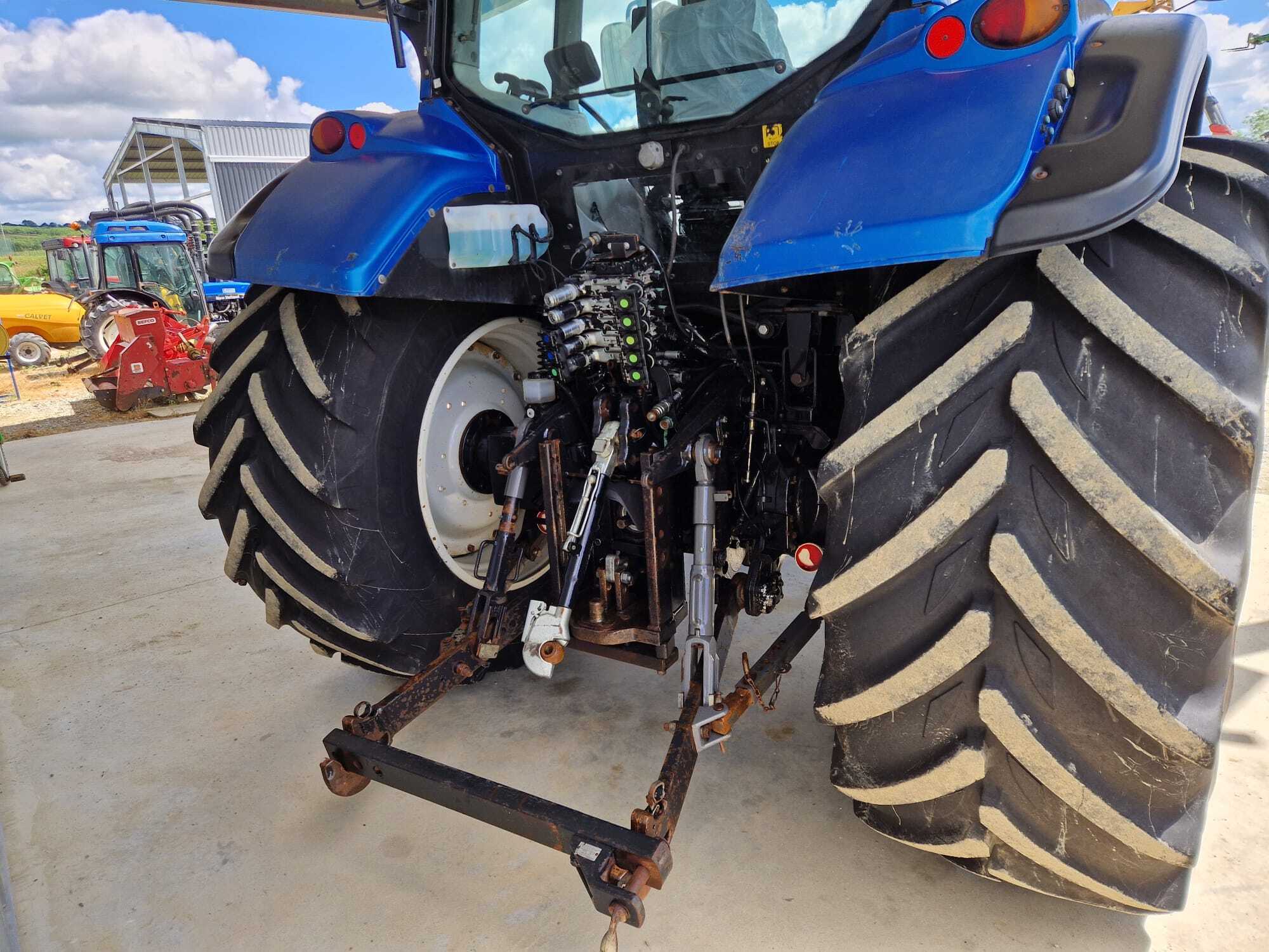 VALTRA T152 VERSU