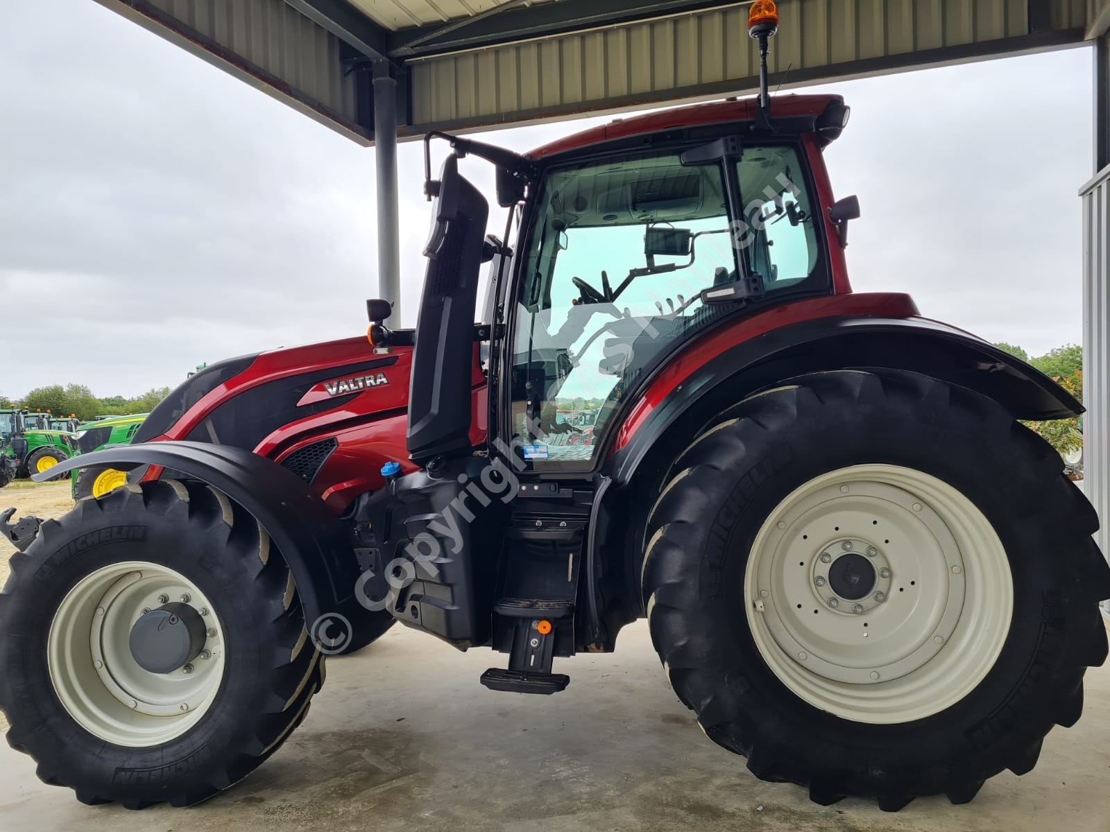 VALTRA T154 ACTIVE
