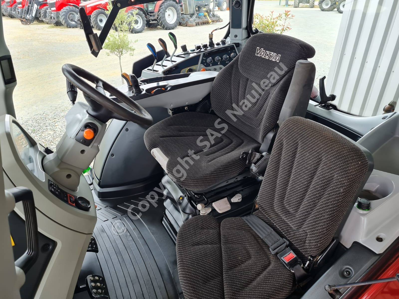 VALTRA T154 ACTIVE