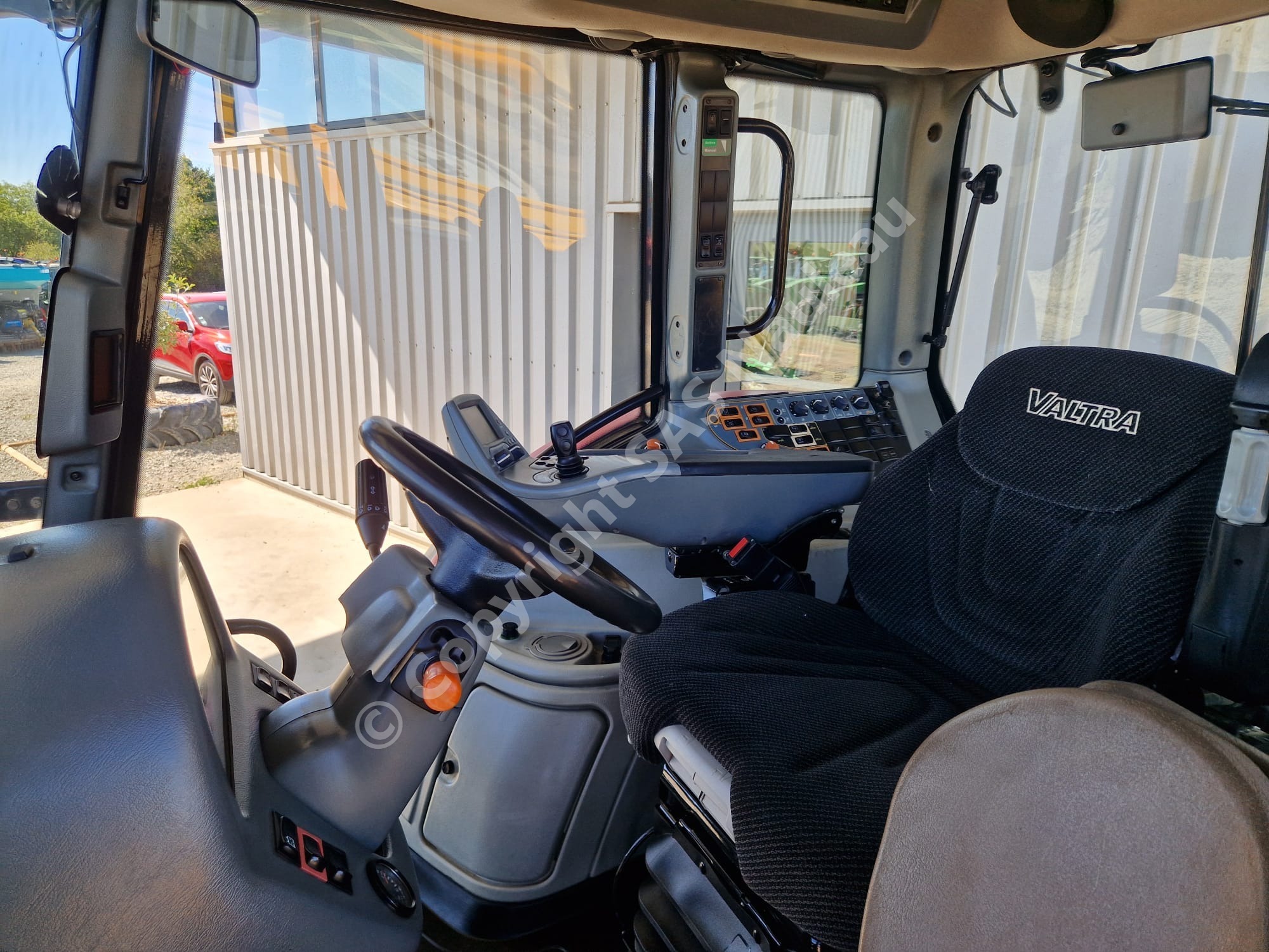 VALTRA T172
