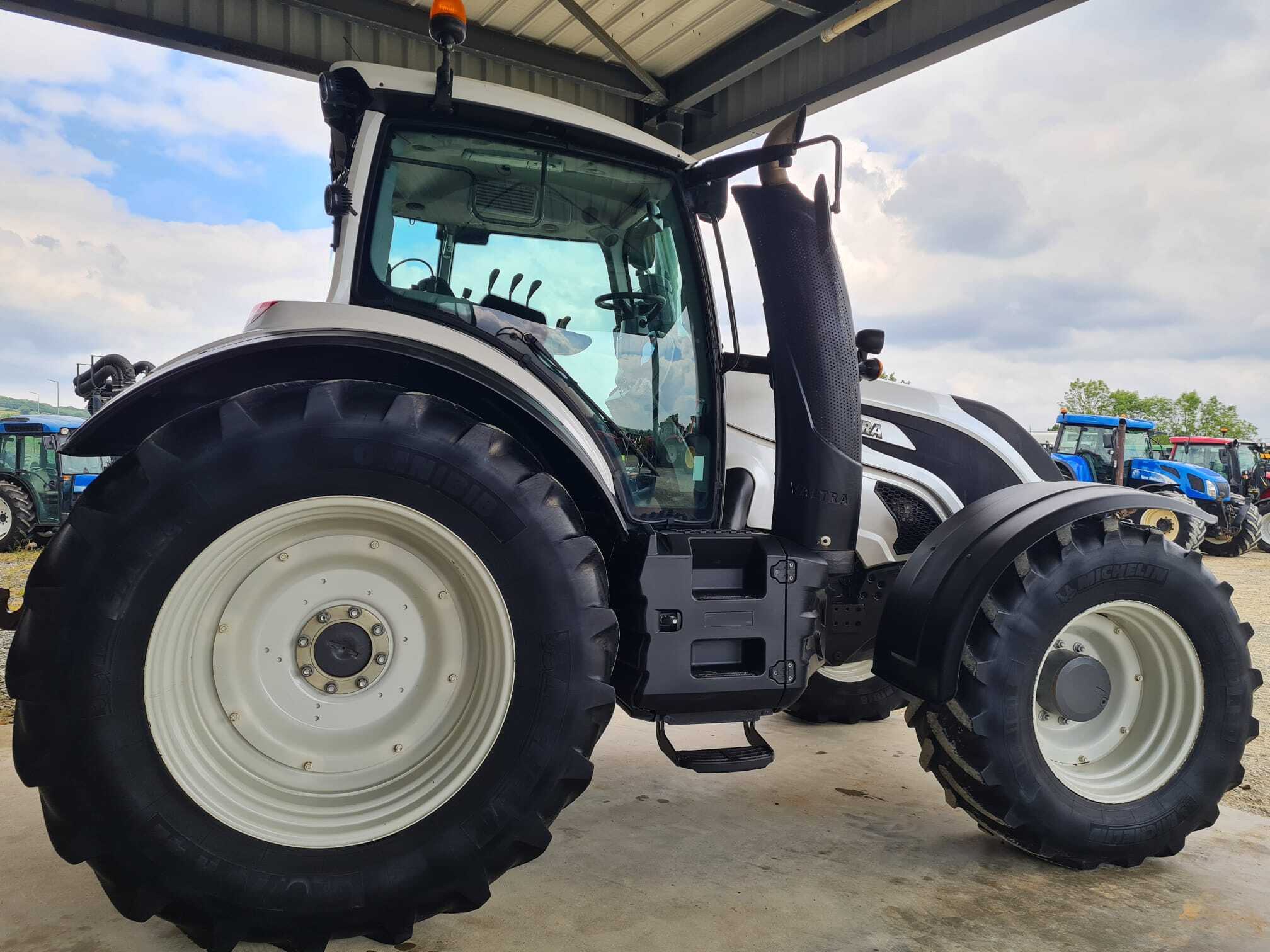 VALTRA T174 ACTIVE