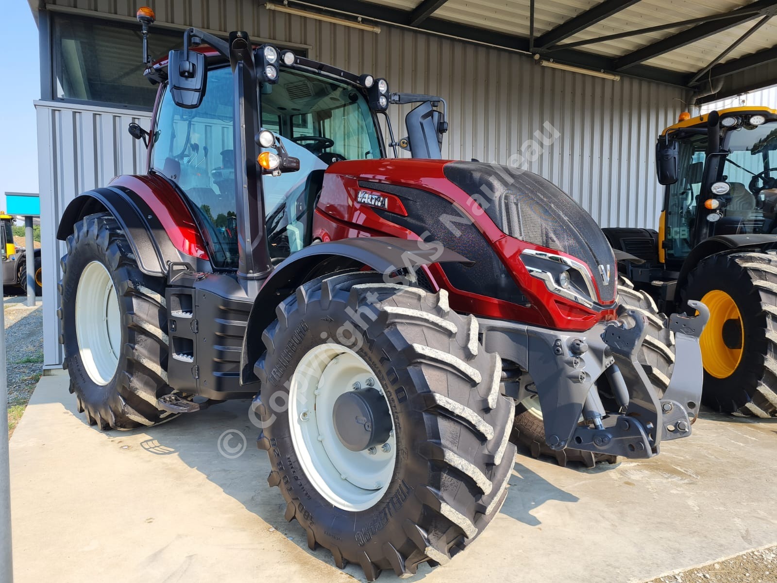 VALTRA T175