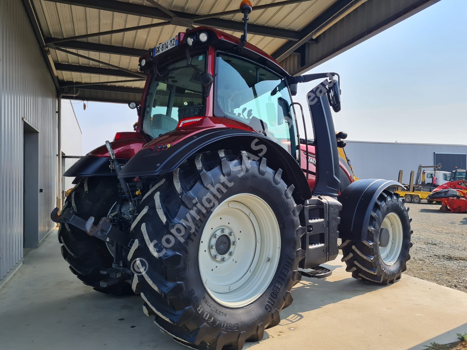 VALTRA T175