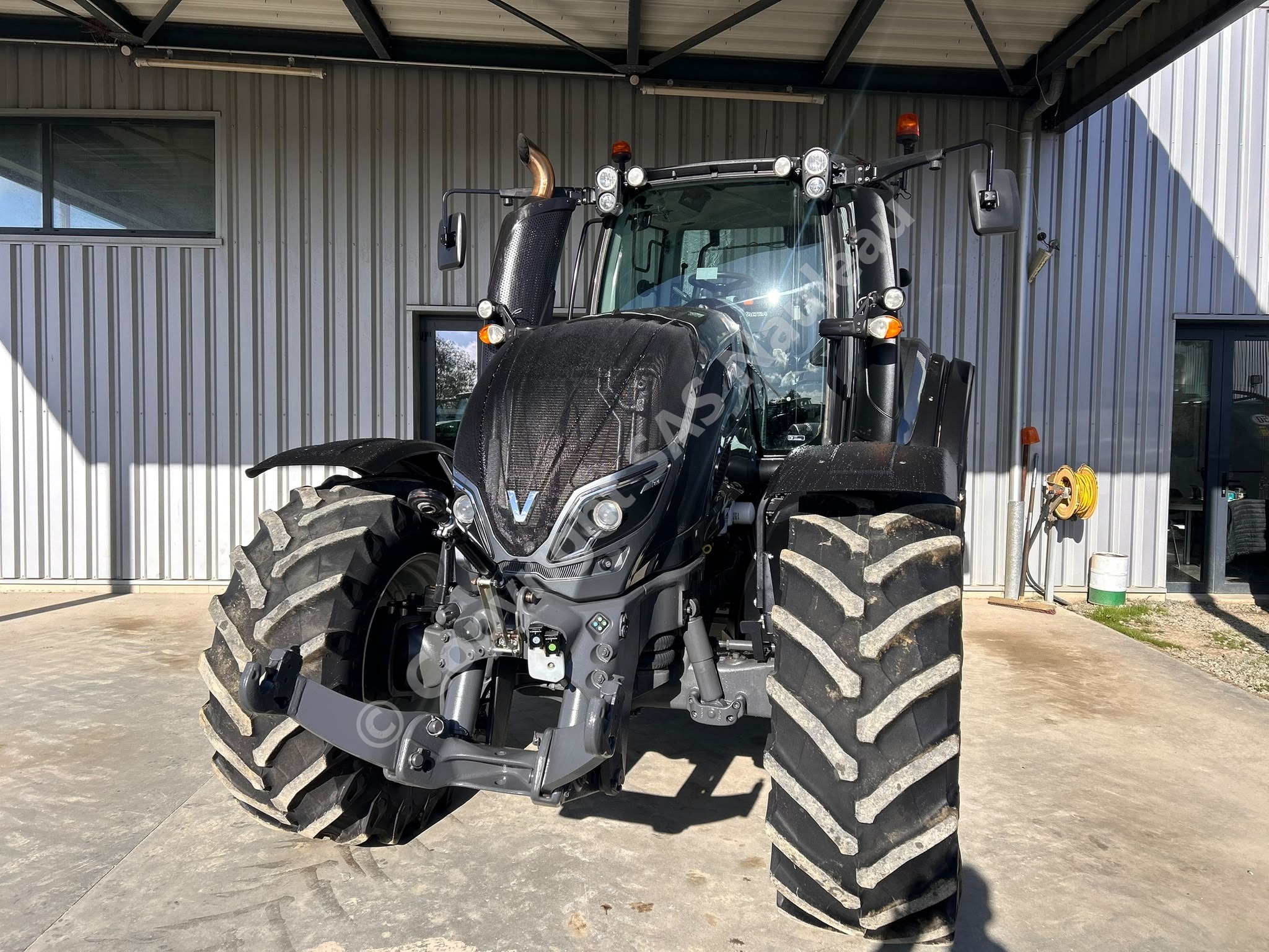 VALTRA T214 DIRECT