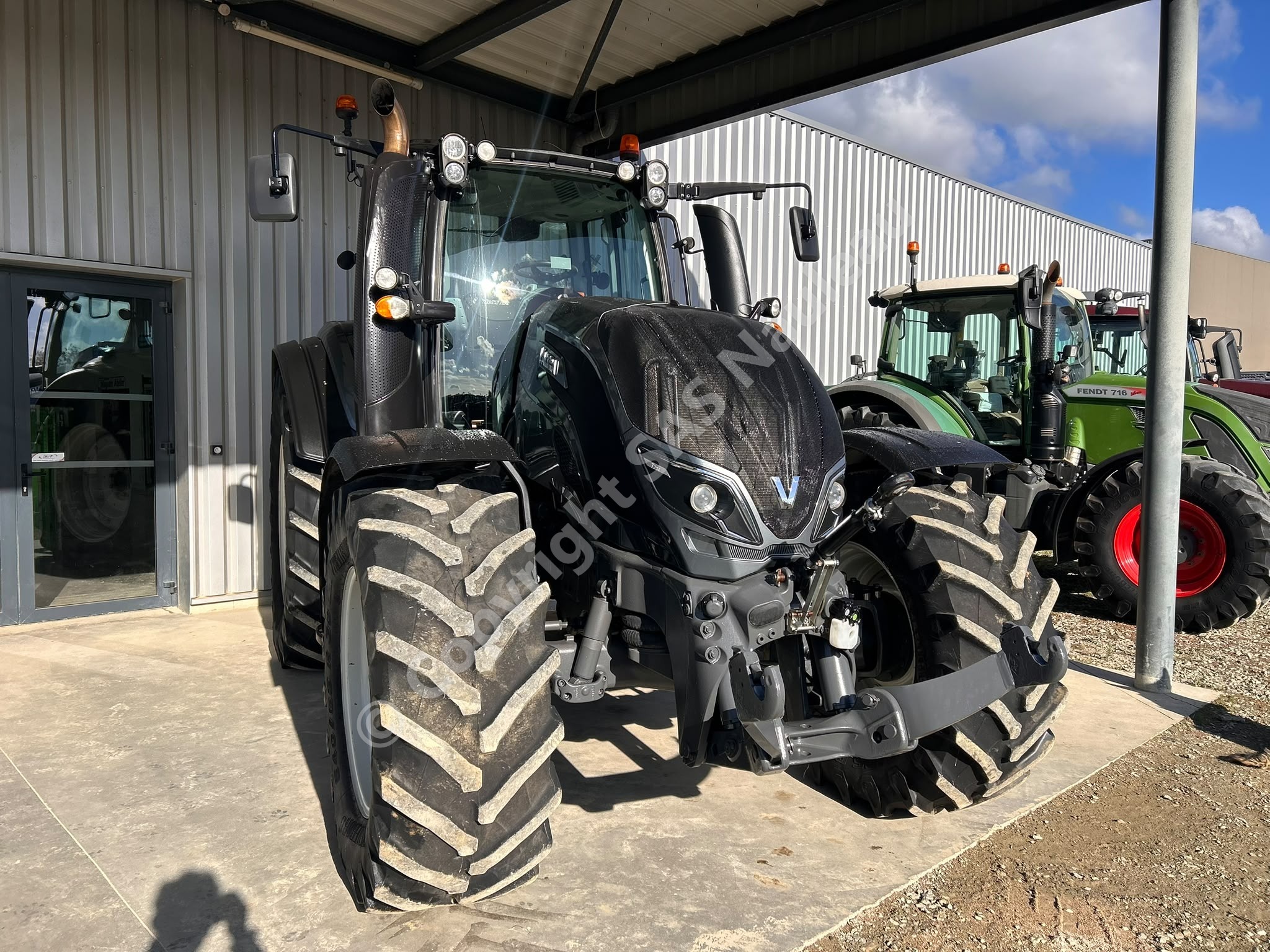 VALTRA T214 DIRECT