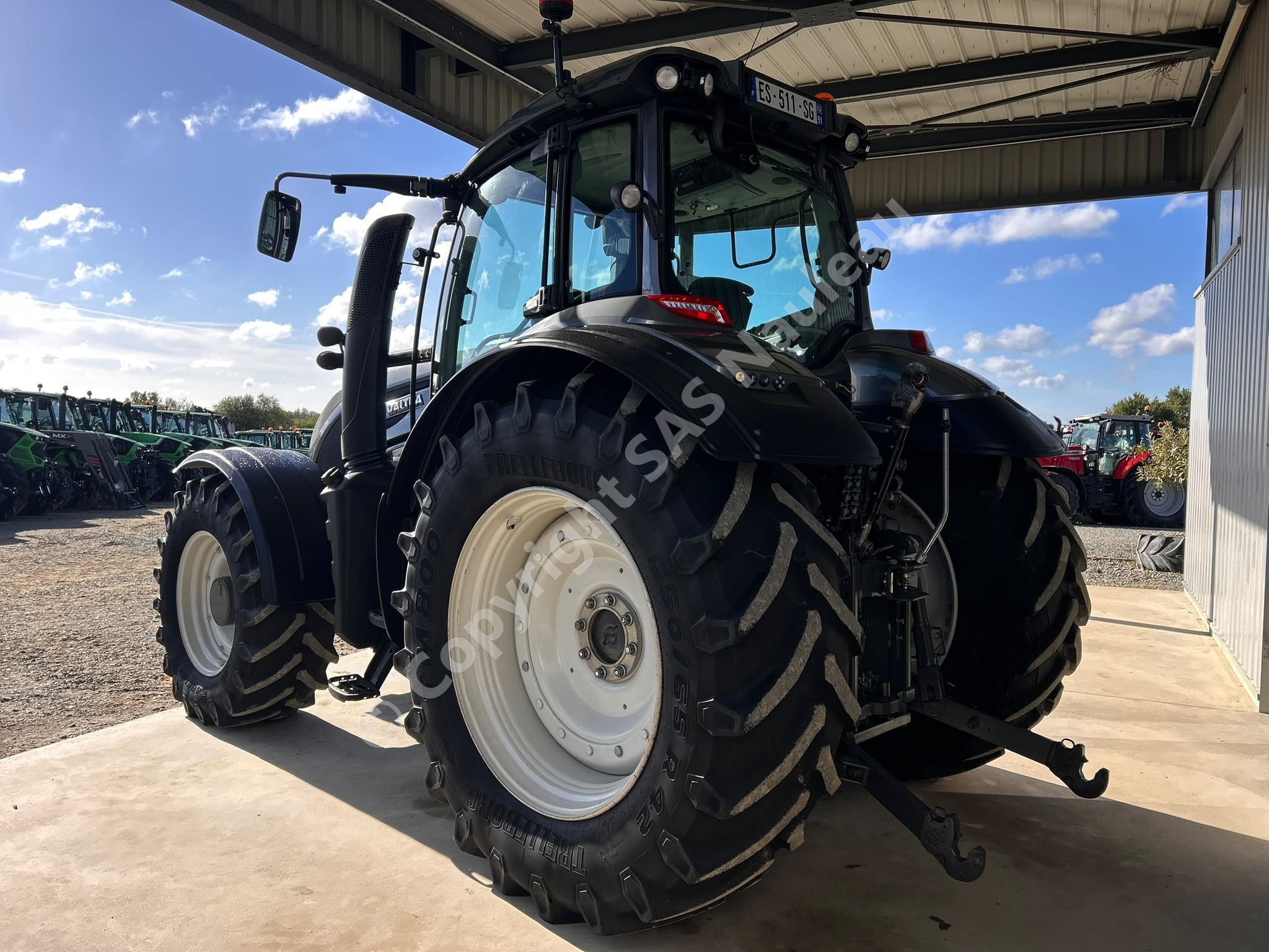 VALTRA T214 DIRECT