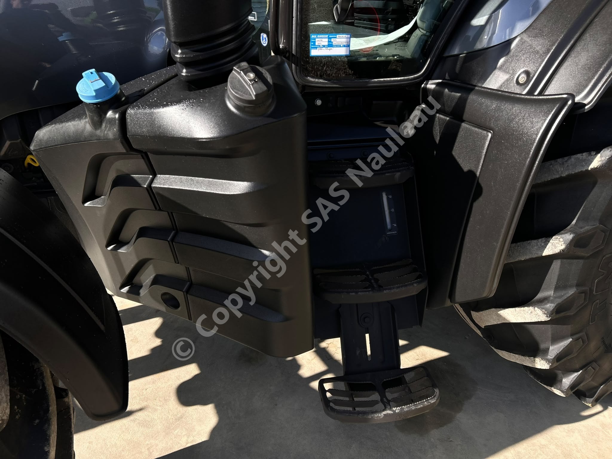 VALTRA T214 DIRECT