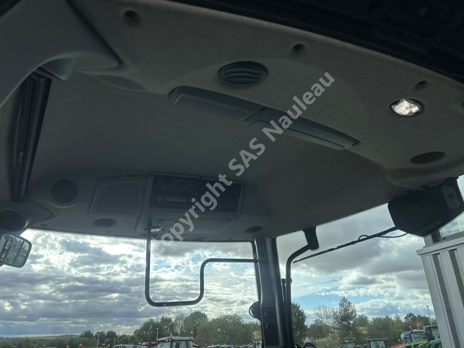 VALTRA T214 DIRECT