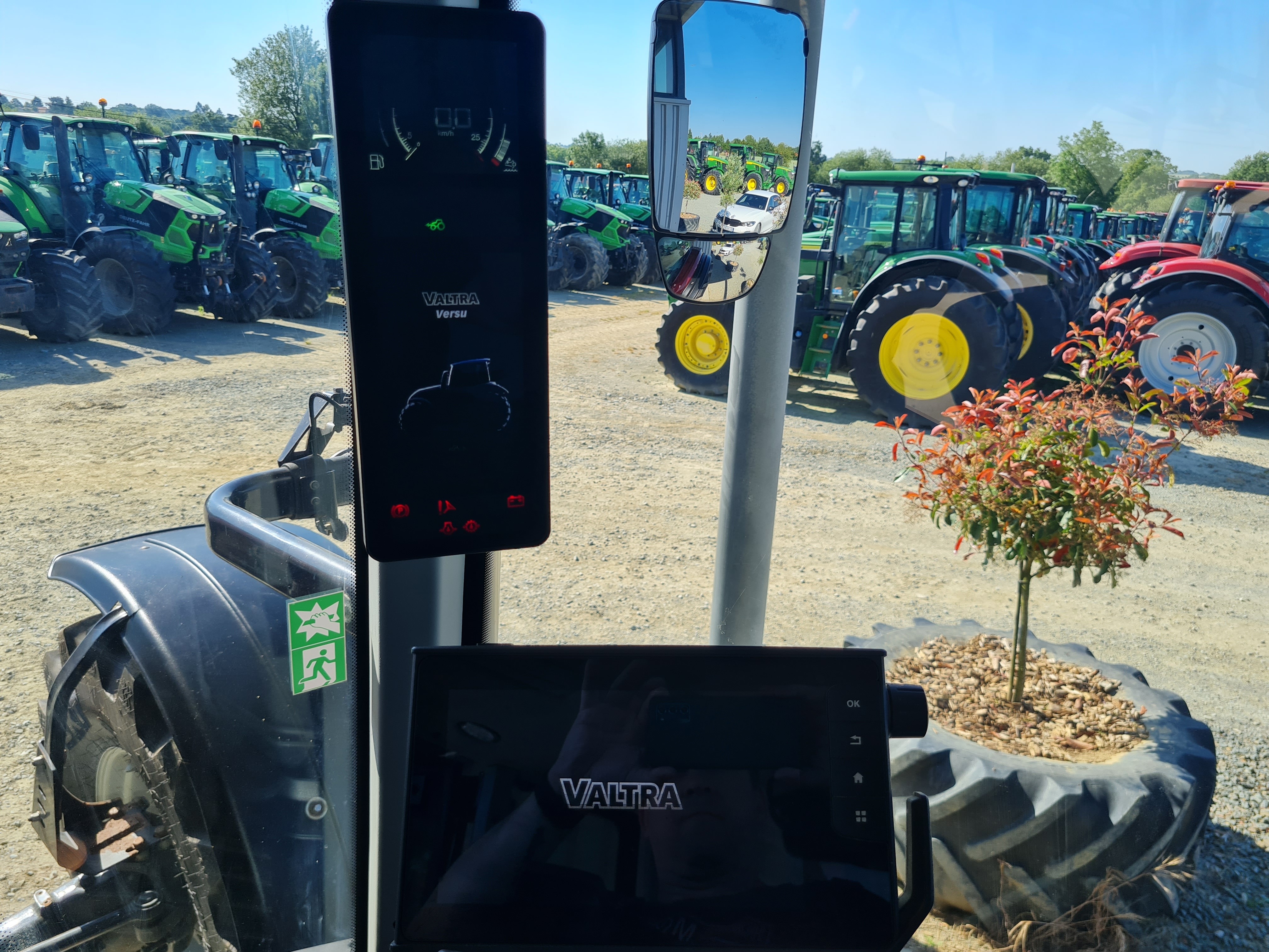 VALTRA T255 VERSU