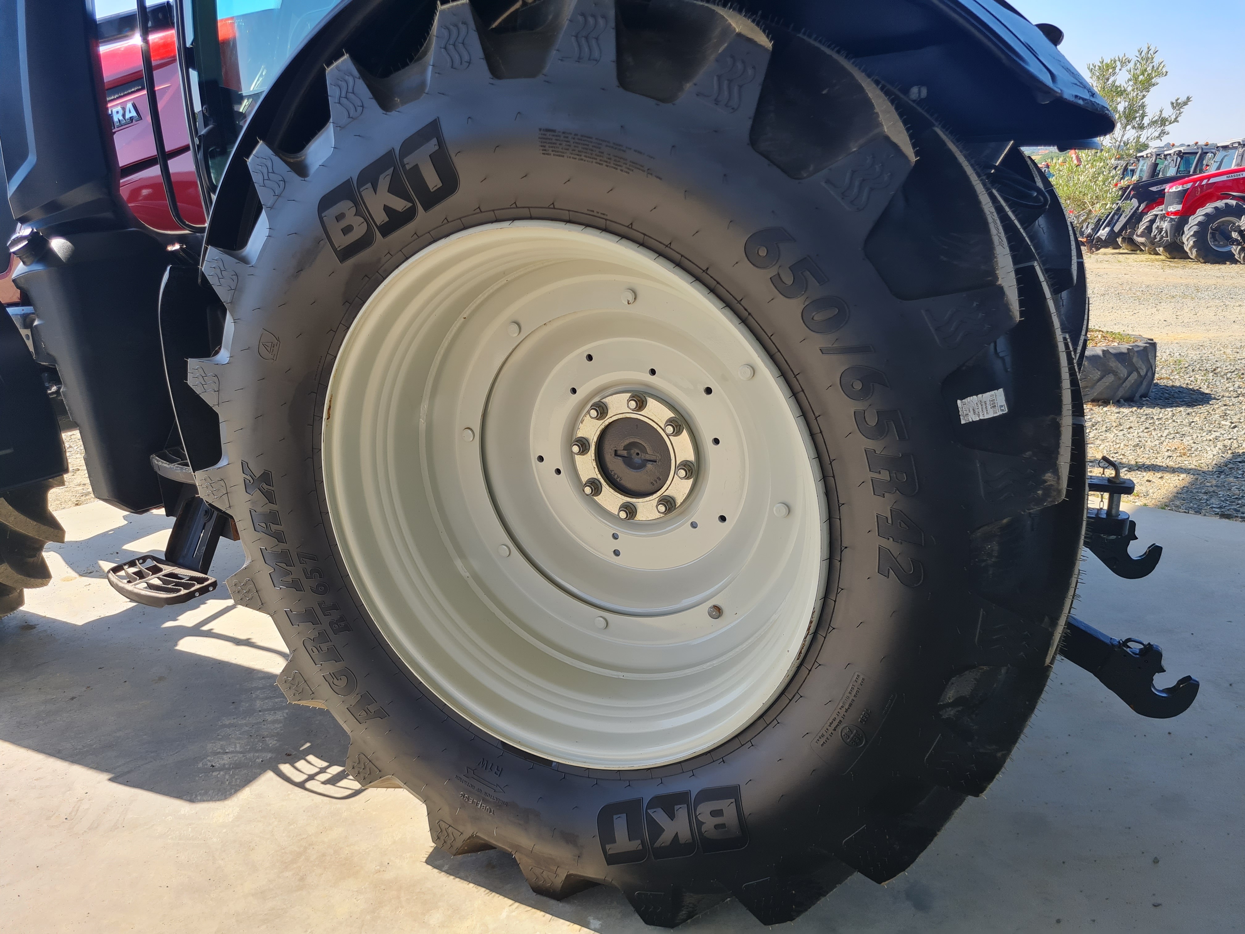 VALTRA T255 VERSU
