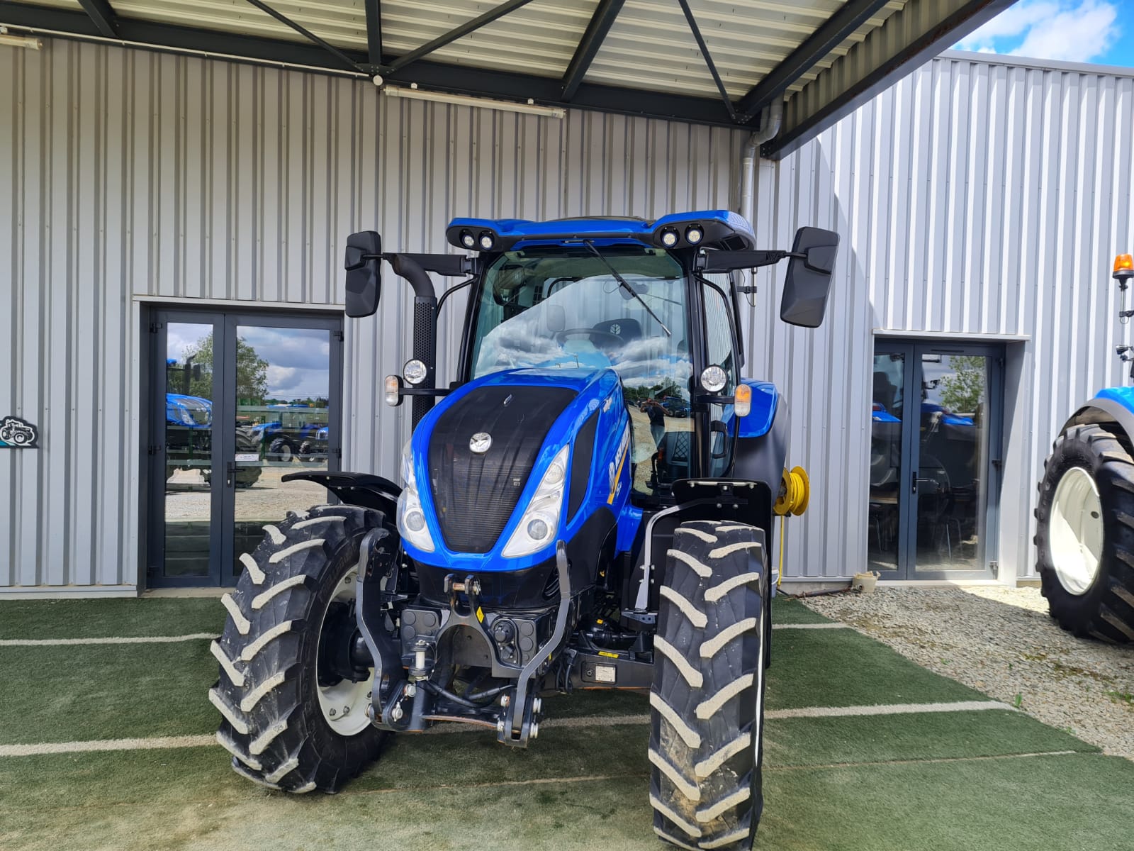 NEW HOLLAND T5.110 AC