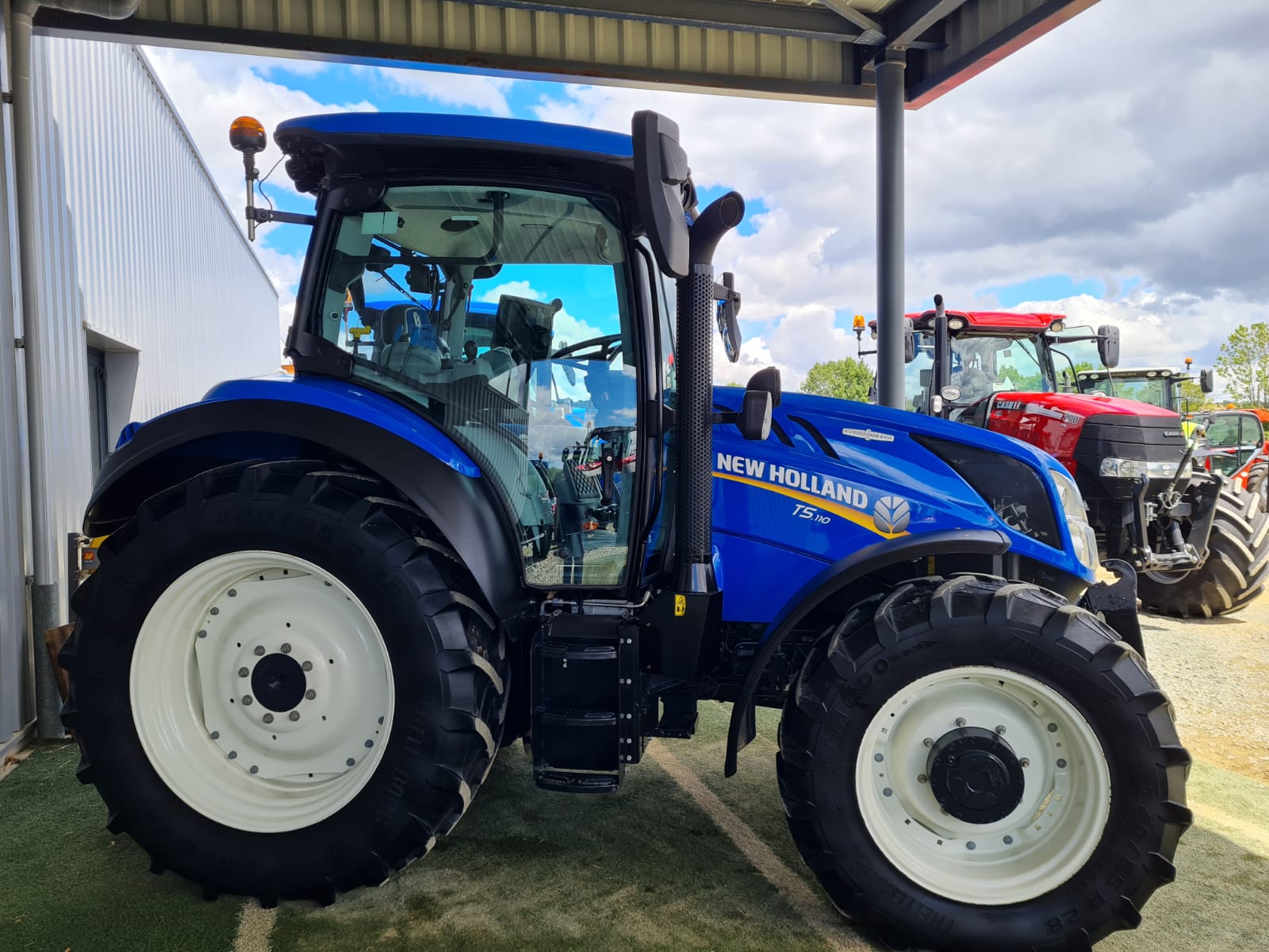 NEW HOLLAND T5.110 AC