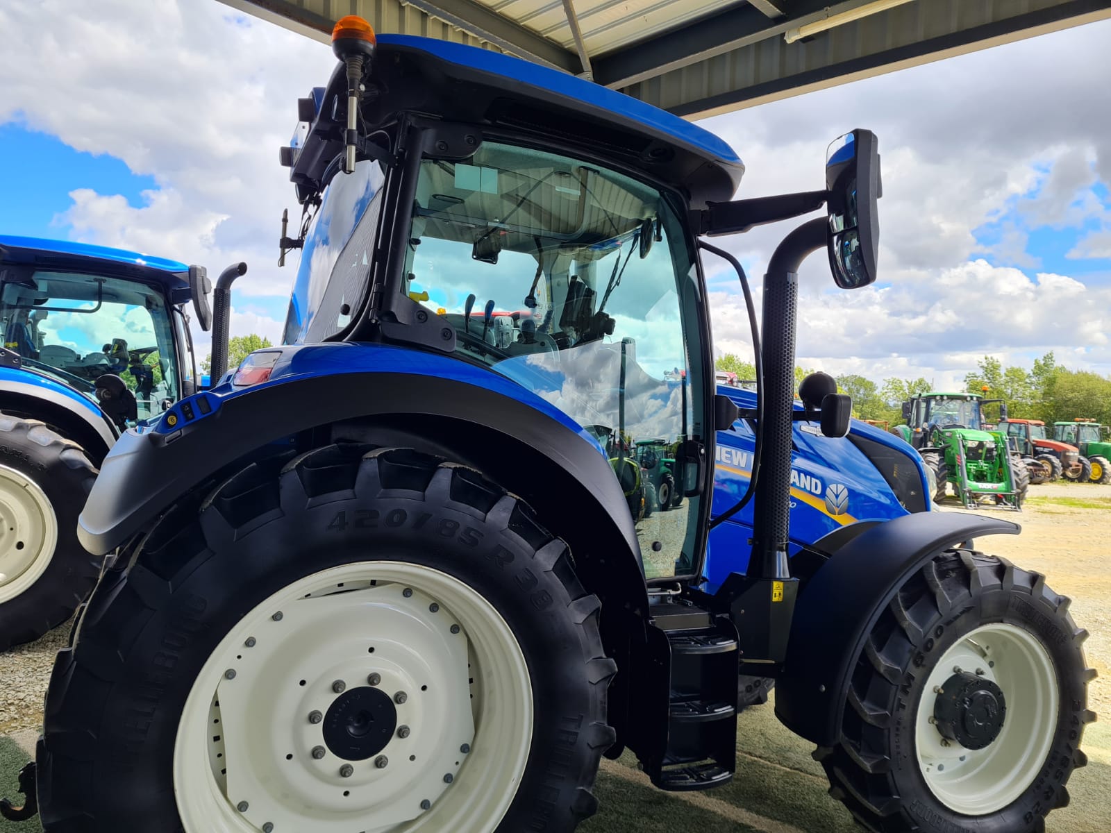 NEW HOLLAND T5.110 AC