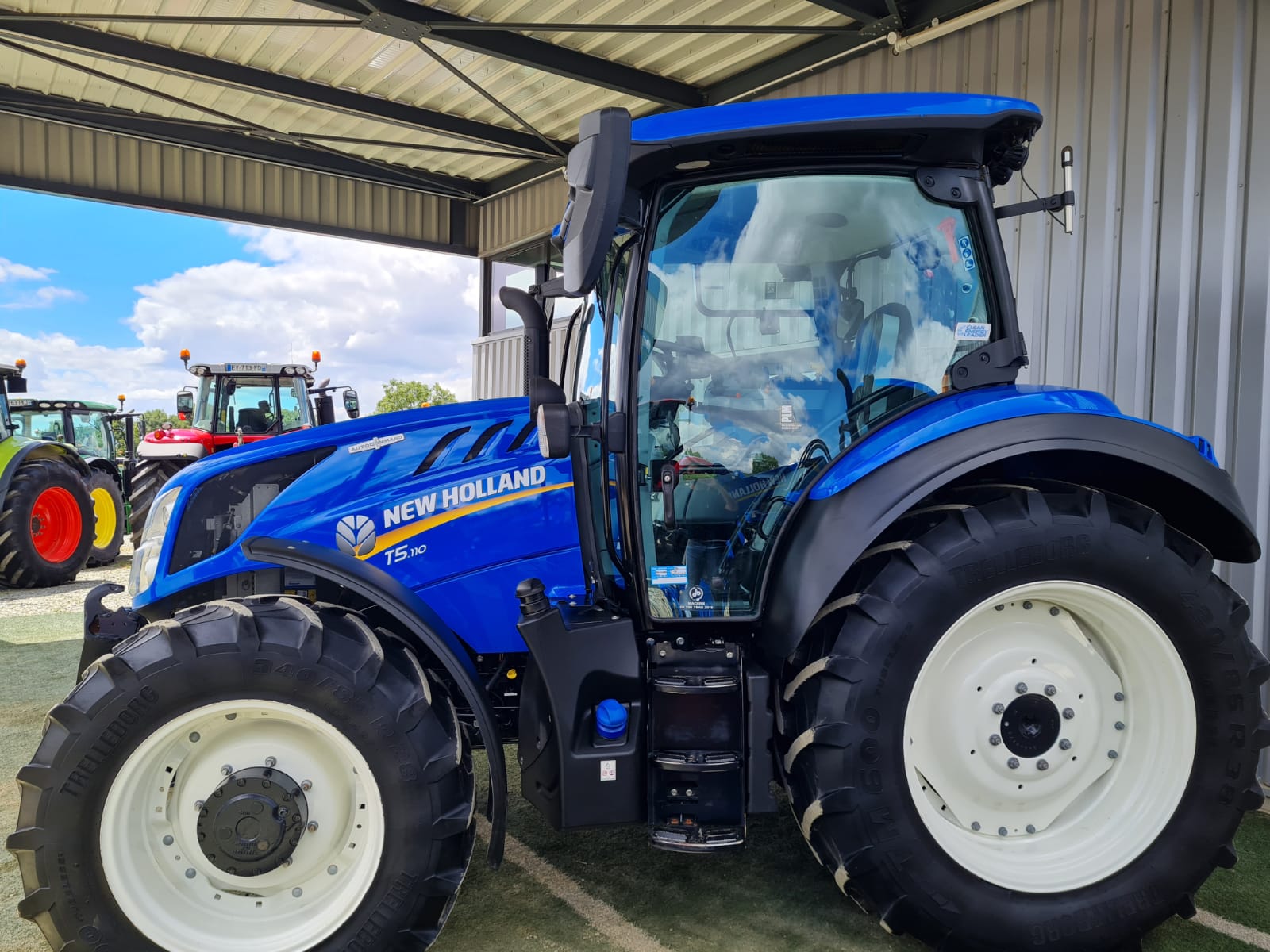 NEW HOLLAND T5.110 AC