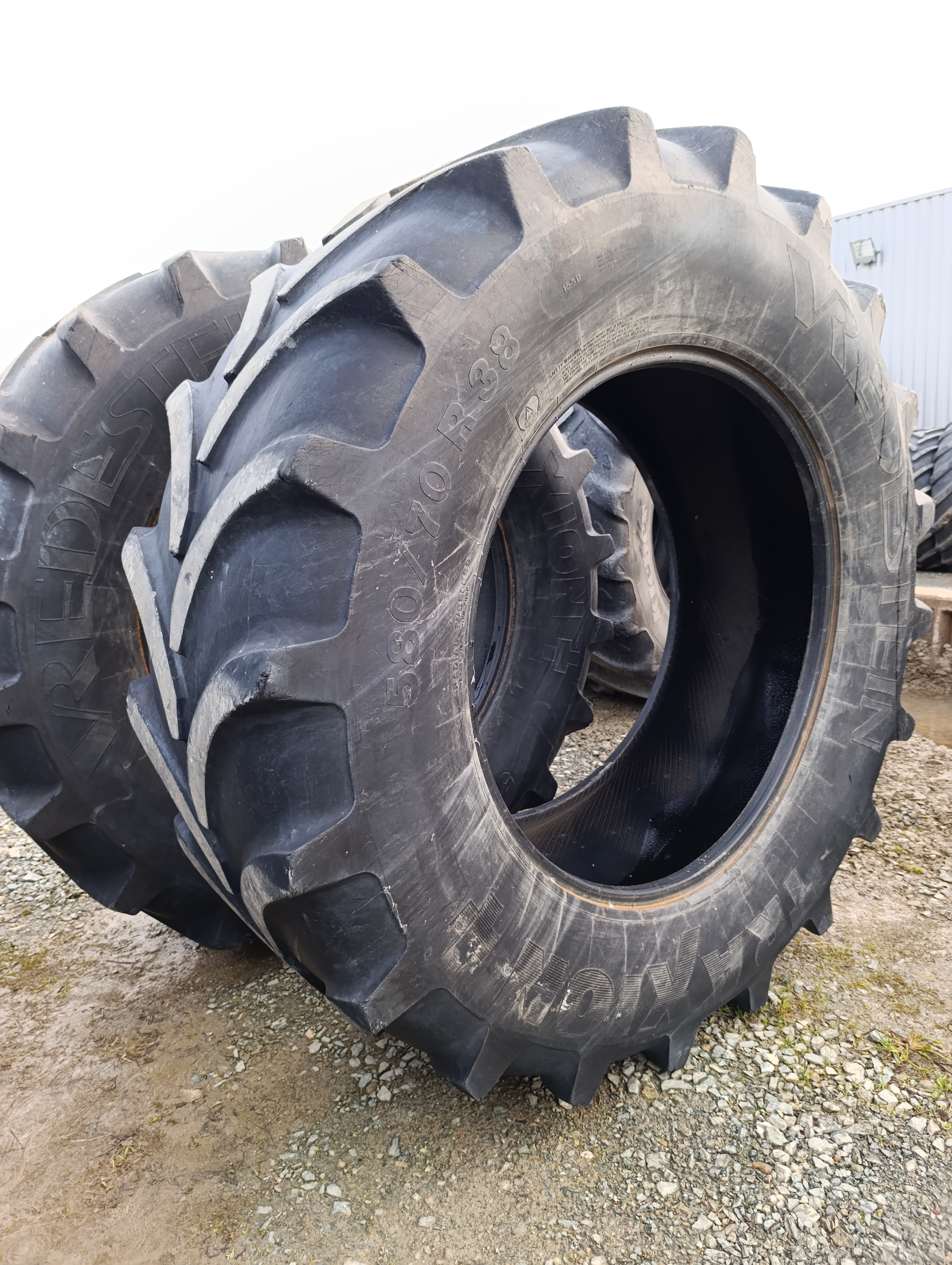 PNEU OCCASION VREDESTEIN 580/70/38