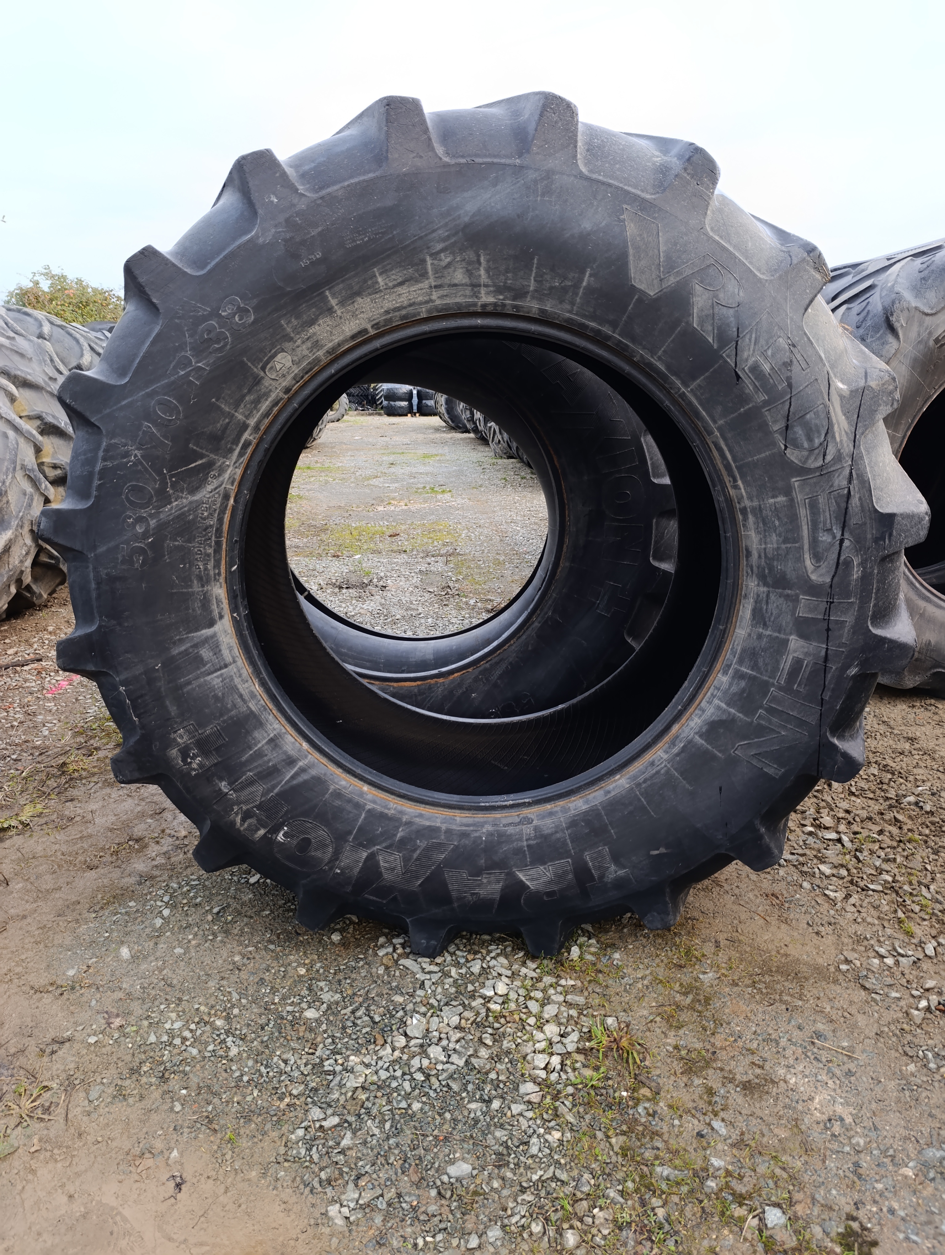 PNEU OCCASION VREDESTEIN 580/70/38