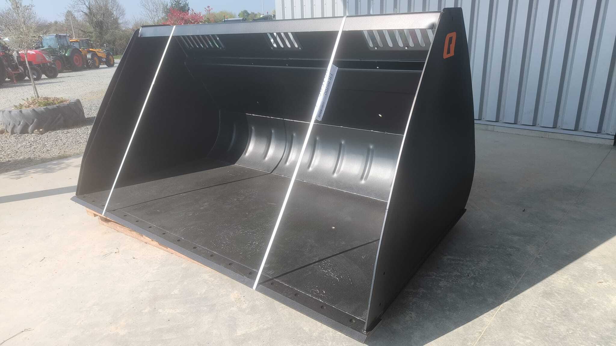 GODET GRAND VOLUME ATTELAGE AU CHOIX